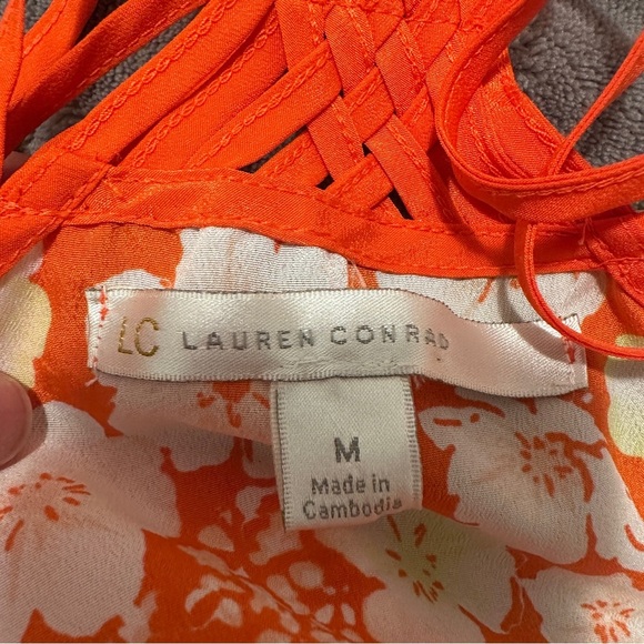 LC Lauren Conrad Orange White Floral Strappy Flowy Tank Top Size Medium Women’s - Picture 10 of 13